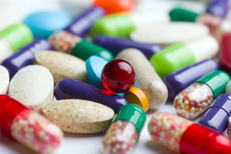 Las 10 principales causas del aumento de peso y la obesidad 2 aumento de peso principalescausasdelaumentodepesoylaobesidatres Servicios Médicos Colsalud Limitada aumento de peso