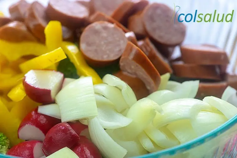 Vegetales con salchicha al horno 1 vegetales con salchicha vegetales y salchicha2